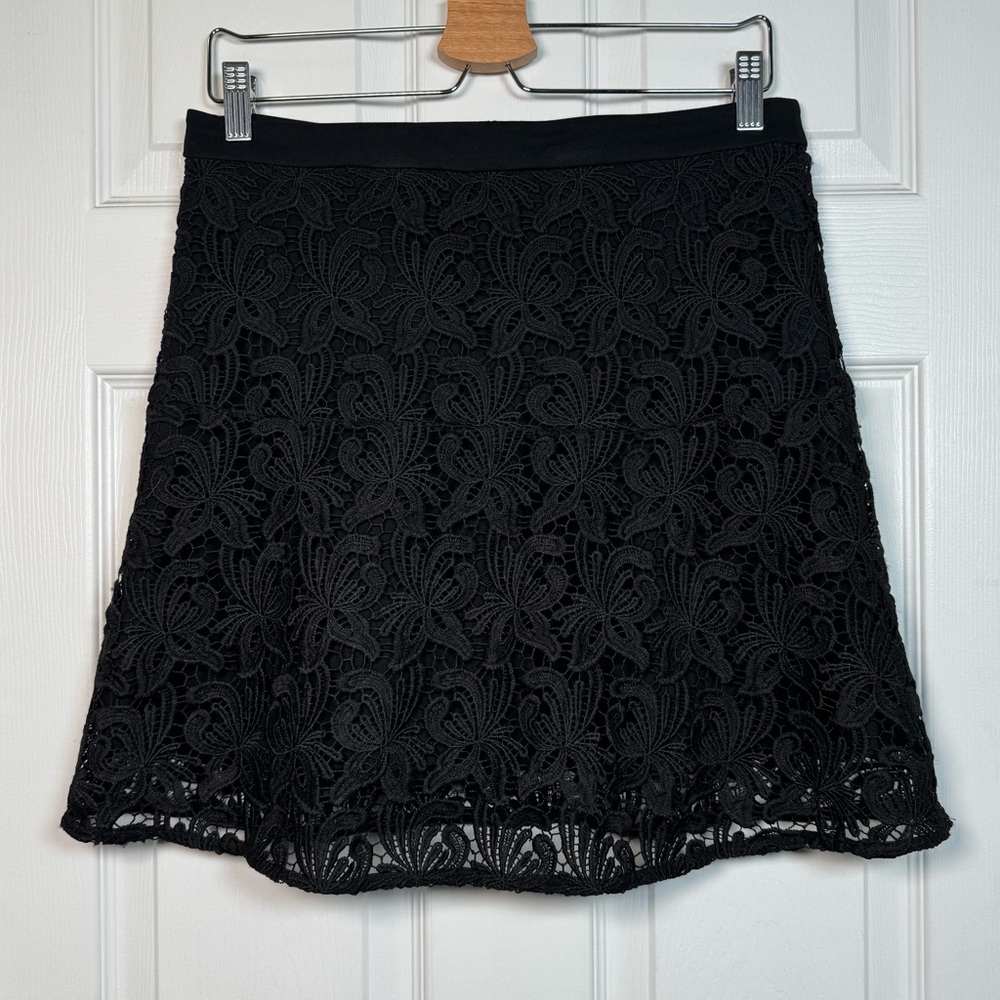 LOFT Black Crochet Lace A-Line Mini Skirt Lined Size Small